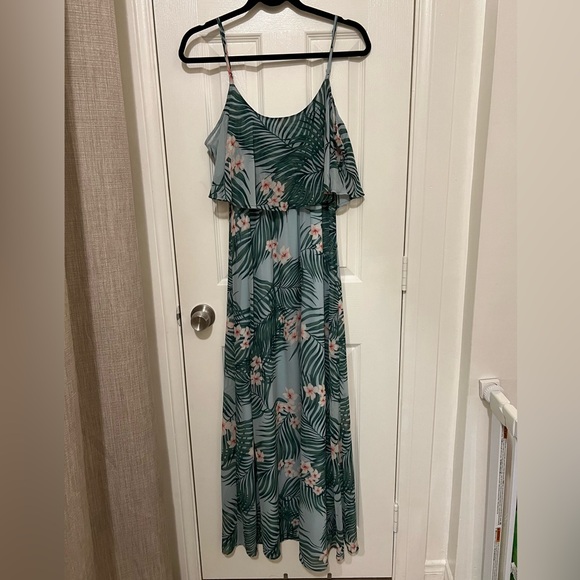 Show Me Your MuMu Caitlin Ruffle Maxi Dress in Hanalei Dream - Picture 4 of 6